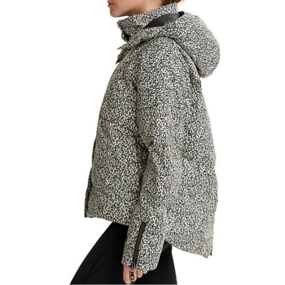 Varley Carmeline Puffer Jacket in Micro Leopard Print - Picture 4 of 16